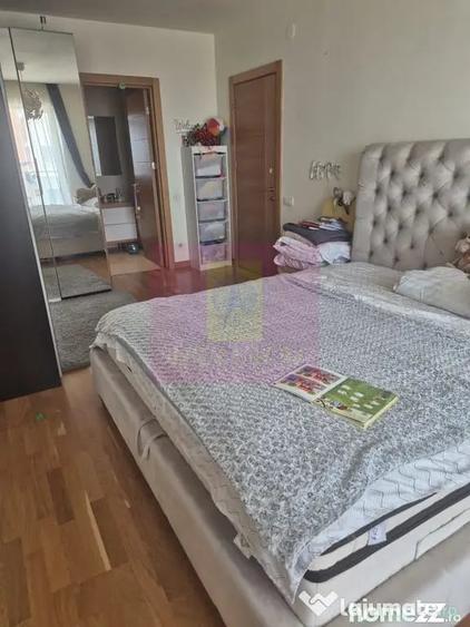 Apartament cu 3 camere decomandat în Dudești