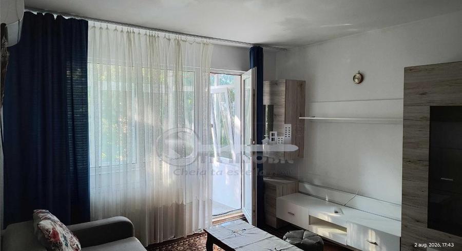 Apartament cu 2 camere decomandat în Podu Roș