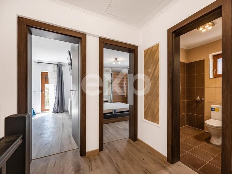 Duplex cu 5 camere cu Canalizare în Dumbrăvița