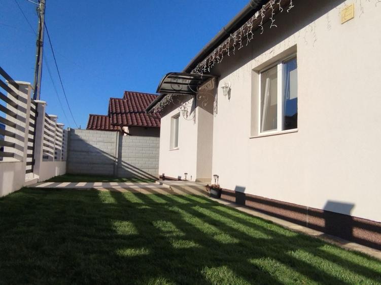 Casă cu 3 camere în Cihei