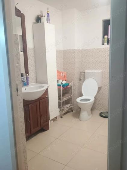 Casă cu 5 camere cu Teren 945 Mp în Central