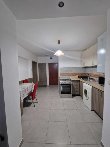 Inchiriez apartament - direct de la proprietar - 2