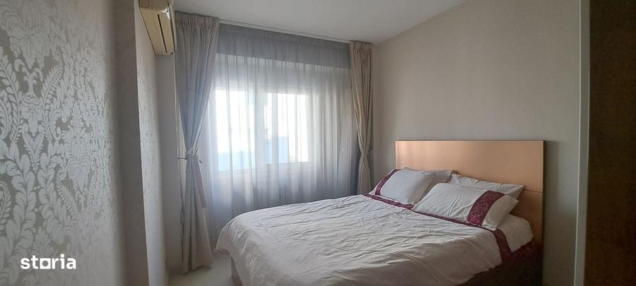 Apartament cu 3 camere decomandat în Lacul Tei