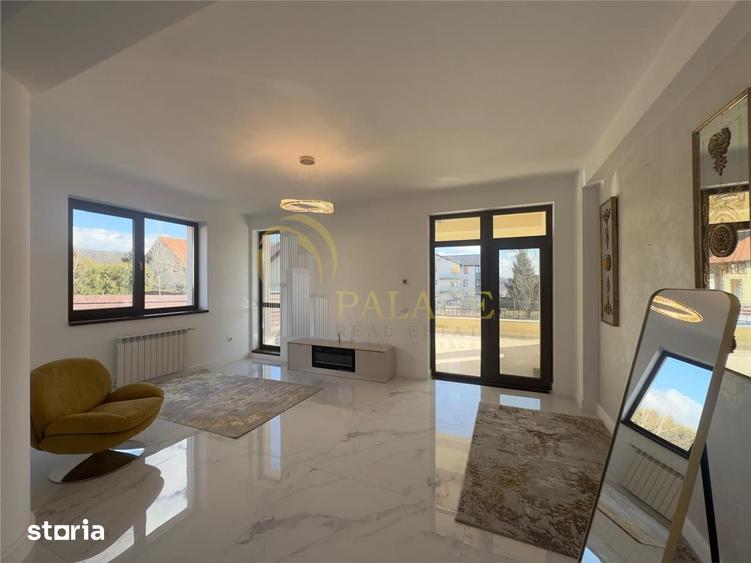 Casă cu 5 camere decomandat cu Teren 500 Mp în Valea Lupului