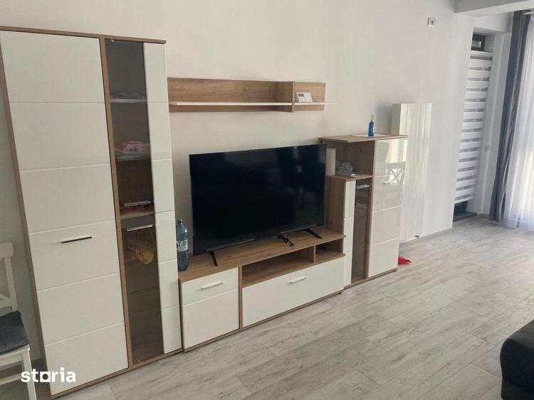 Apartament cu 2 camere decomandat, mobilat în Central