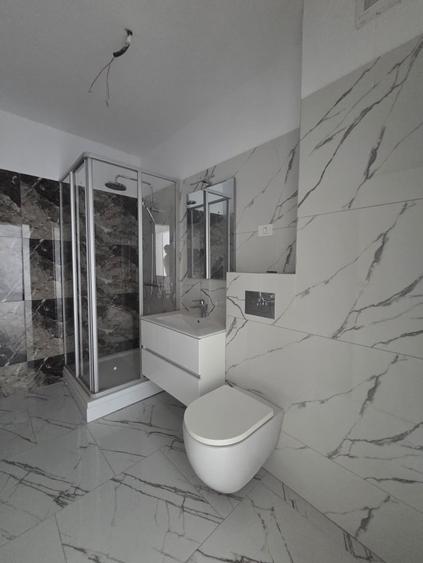 Apartament cu 2 camere decomandat în Universitate