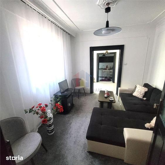 Casa 5 camere, suprafata teren 200 mp, zona Piata Saraca - 9