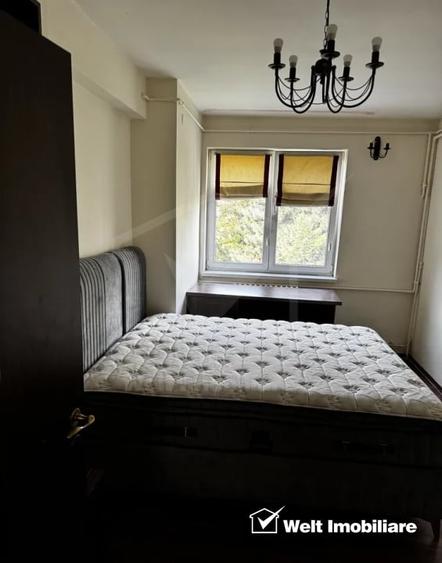 Apartament cu 3 camere decomandat, mobilat în Plopilor