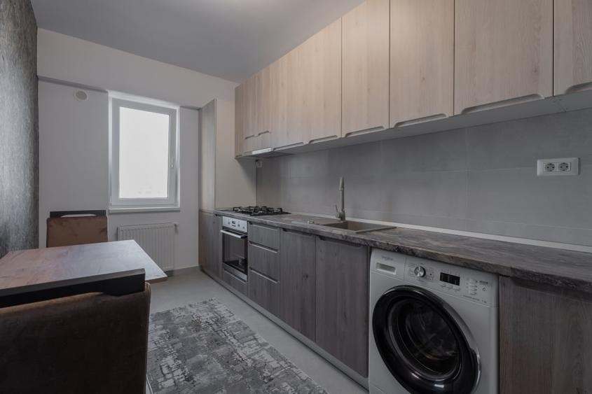 Apartament cu 2 camere decomandat, mobilat în Nicolina
