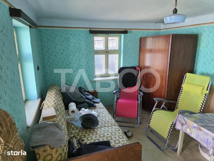 Casă cu 3 camere cu Teren 1800 Mp în Păuca