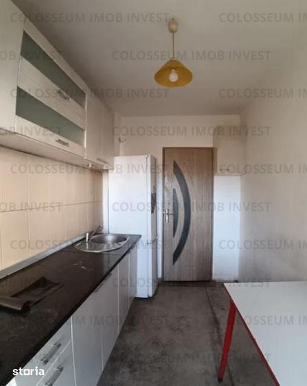 Apartament cu 3 camere decomandat în Valea Cetății