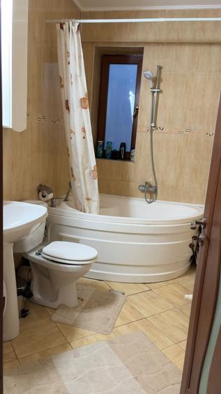 Apartament cu 2 camere decomandat în Gara