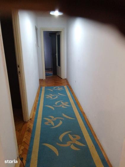 Apartament cu 3 camere semidecomandat în Mănăștur