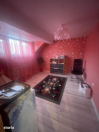 Casă cu 6 camere cu Teren 200 Mp în Cornetu