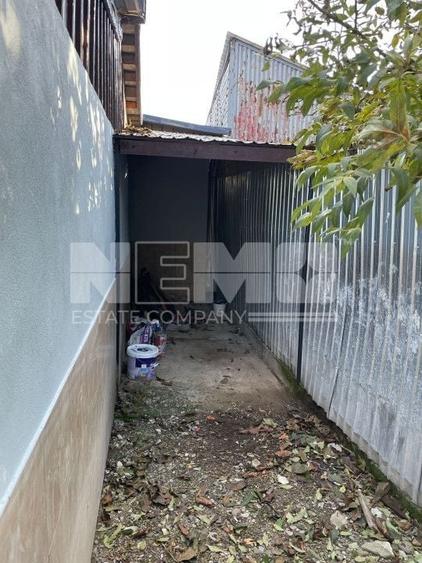 Casă individuală cu 2 camere cu Canalizare în Central