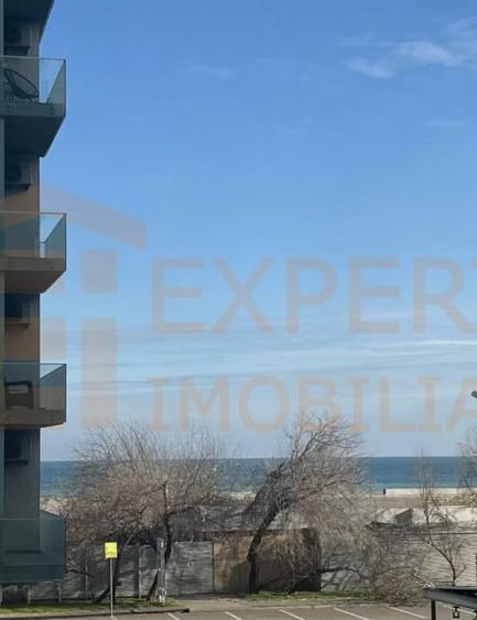 Apartament cu 3 camere semidecomandat, mobilat în Mamaia-Sat