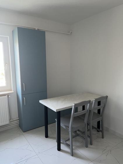 Apartament cu 3 camere în Trivale
