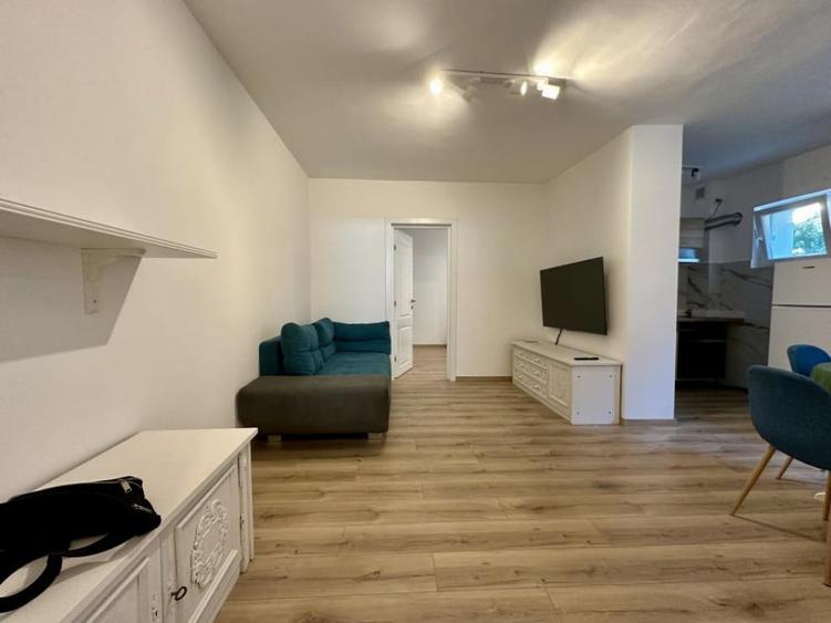 Apartament 3 camere - Aparatorii Patriei - 10