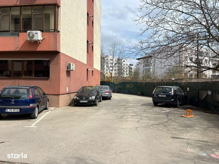 Apartament cu 2 camere, mobilat în Metalurgiei