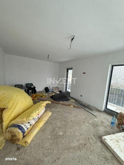 Casă cu 4 camere decomandat cu Canalizare în Popas Păcurari