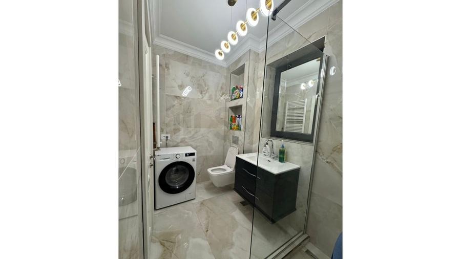 Apartament cu 3 camere decomandat, mobilat în Aviației