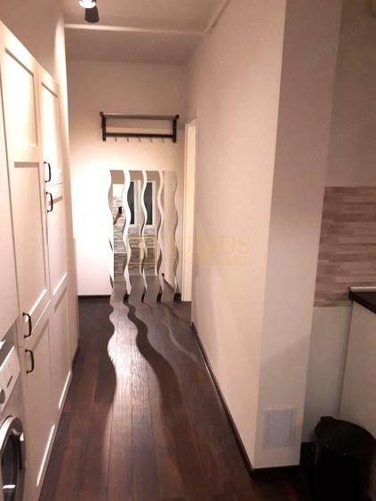 Apartament cu 2 camere decomandat în Soarelui