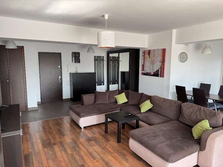 Apartament cu 2 camere semidecomandat, mobilat în Plopilor