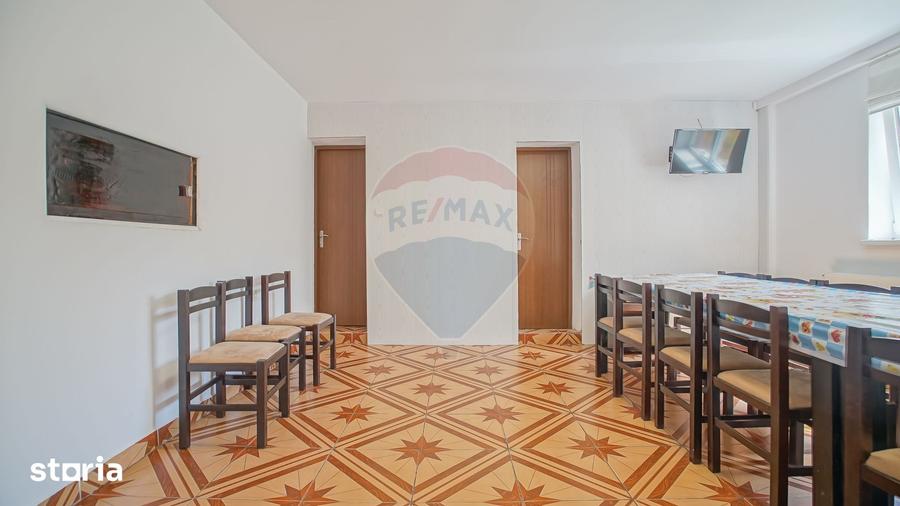 Casă cu Teren 1137 Mp în Moieciu