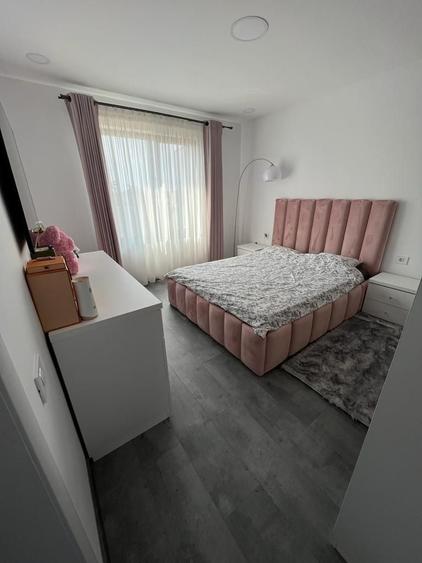Casă cu 3 camere în Agigea