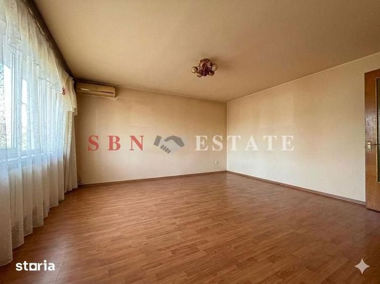 Apartament cu 3 camere decomandat în Tineretului