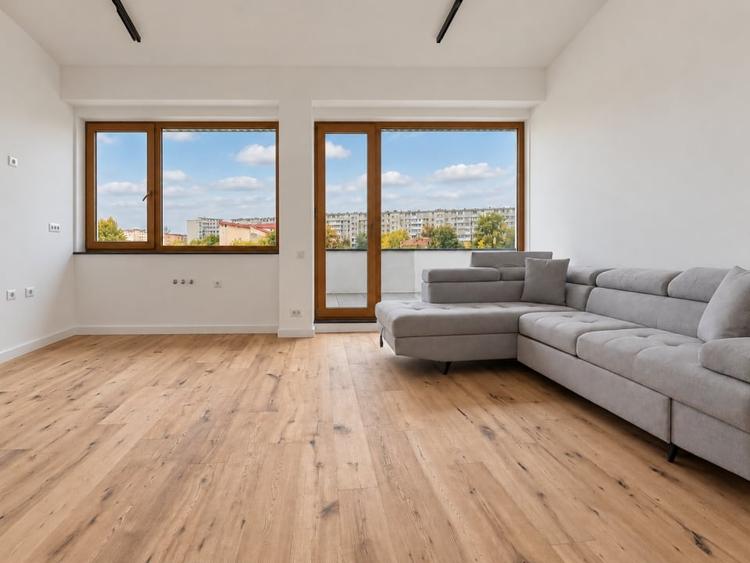 Apartament cu 4 camere decomandat, mobilat în Domenii