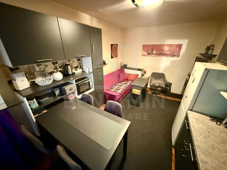 Apartament cu 3 camere decomandat, mobilat în Brazda lui Novac