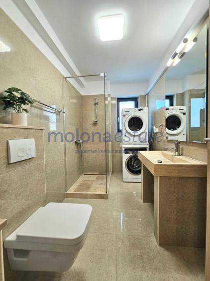 Apartament cu 4 camere semidecomandat, mobilat în Zorilor