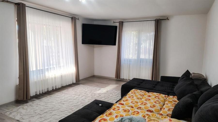 Casă cu 2 camere cu Teren 490 Mp în Nufărul