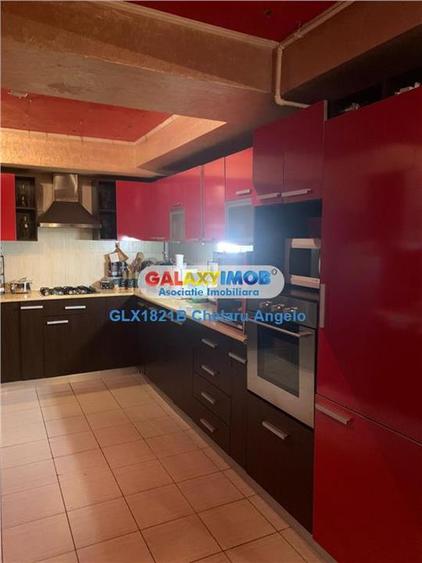 Apartament cu 5 camere decomandat, mobilat în Central