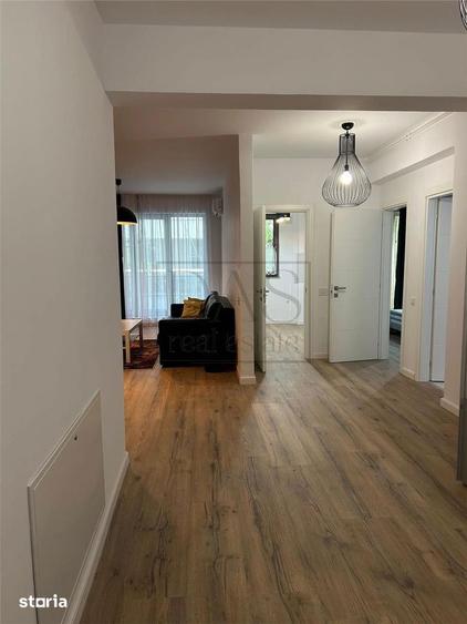 Apartament cu 2 camere, mobilat în Băneasa