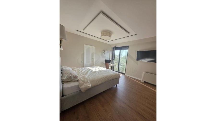 Apartament cu 4 camere decomandat, mobilat în Nord