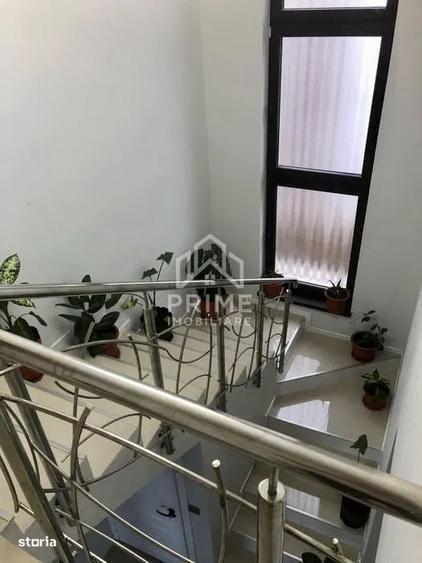 Casă cu 4 camere în Micești