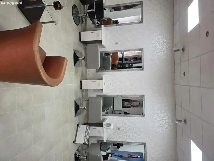 Spațiu comercial, de 70 mp, în P-ța Unirii
