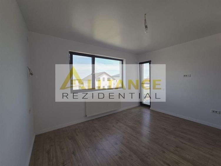 Vila individuala- 450mp teren- 4 camere- beci- Geamuri tripan - 10