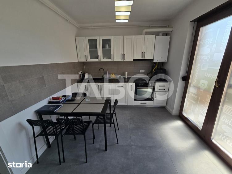 Apartament cu 4 camere decomandat în Central