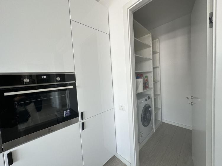 Apartament cu 2 camere decomandat în Herăstrău