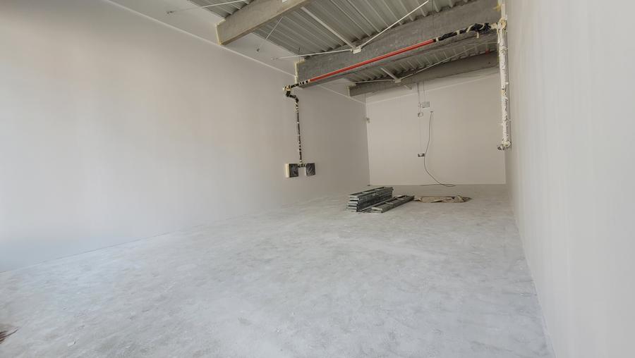 Spațiu comercial, de 99 mp, în Central