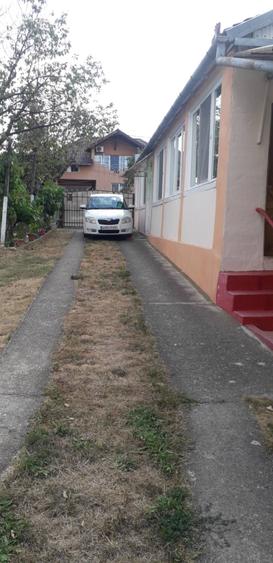 Casă cu 3 camere în Zăbrani