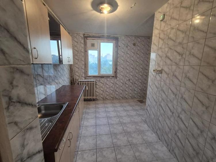 apartament 3 camere langa Metrou 1 Decembrie - 13