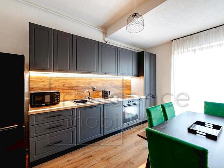 Apartament cu 3 camere nedecomandat, mobilat în Aeroport