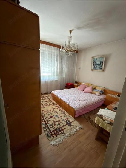 Apartament cu 2 camere decomandat în Micro 17