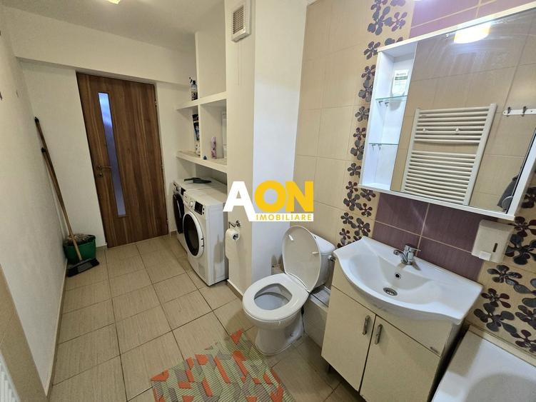 Apartament cu 2 camere decomandat, mobilat în Central
