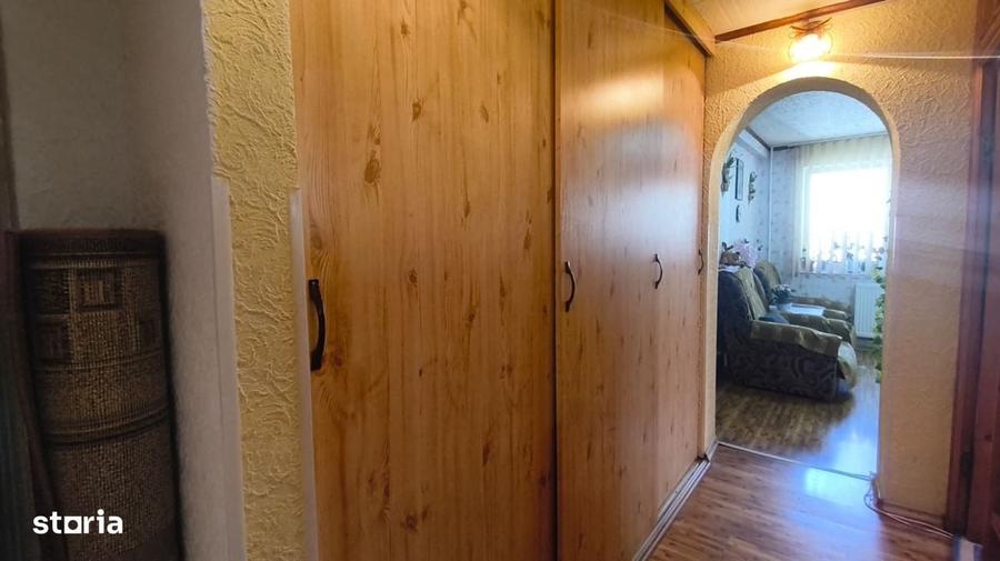 Apartament cu 3 camere în Gojdu