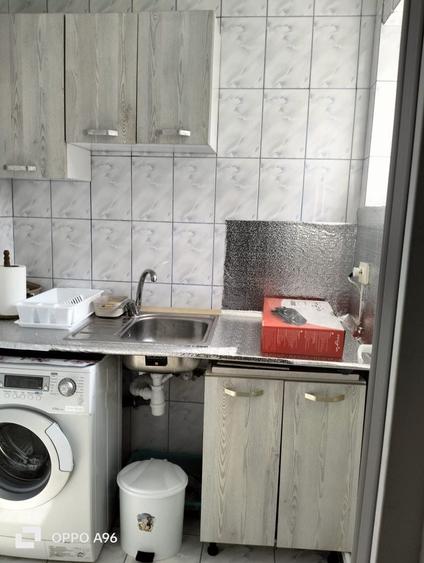 Garsonieră decomandată în Central